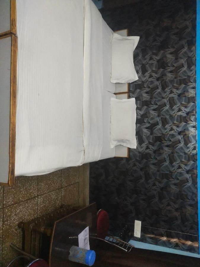 Hotel Roshan Varanasi Eksteriør billede